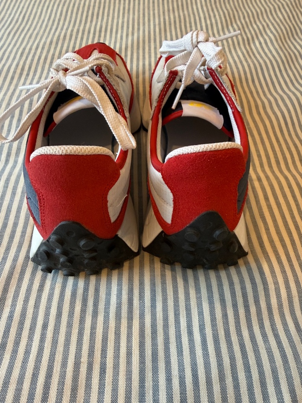 New Balance 327 Men's Red White and Blue Retro Runner Sneakers - Picture 3 of 7